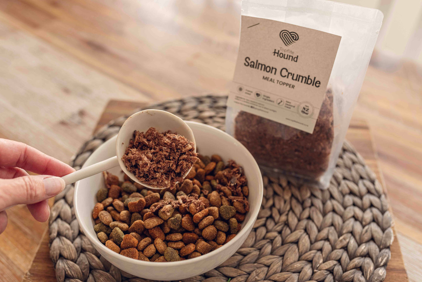 Topflite Hound Salmon Crumble Meal Topper